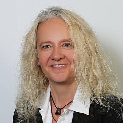Carmen  Koschinski