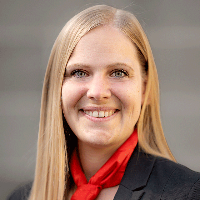 Anke Zeller