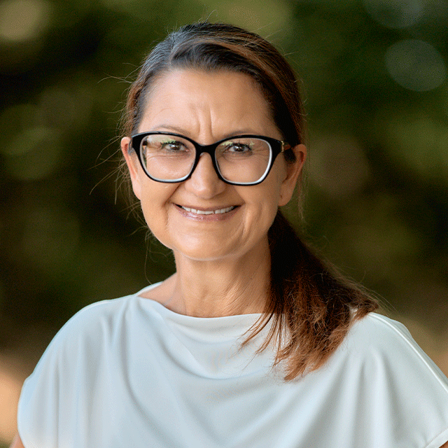 Christine Ell