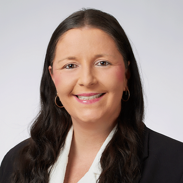 Larissa Anhold