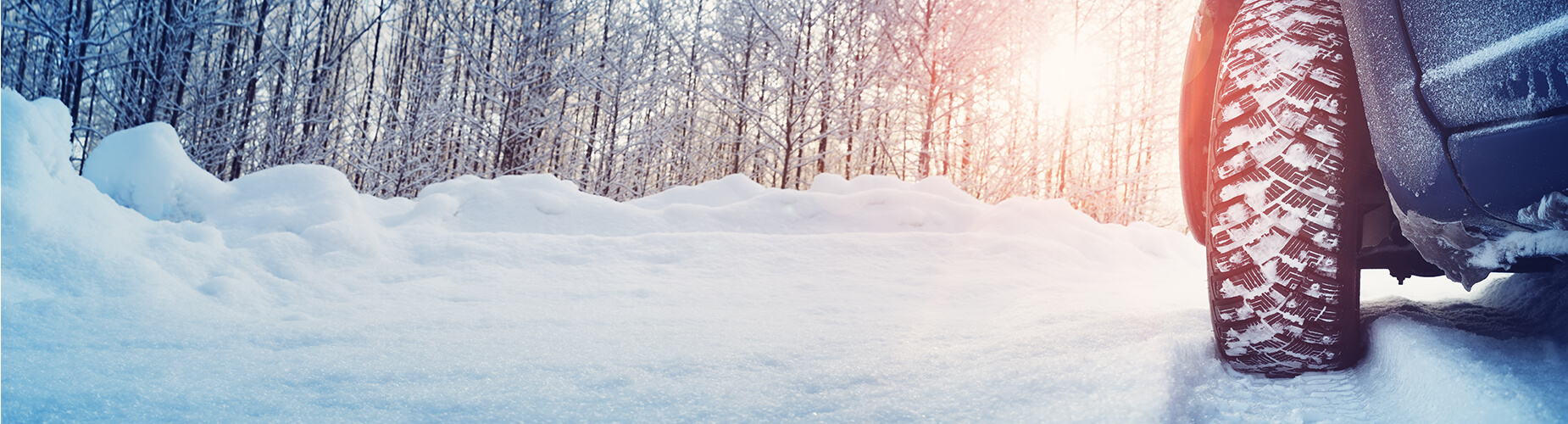 Auto im Schnee