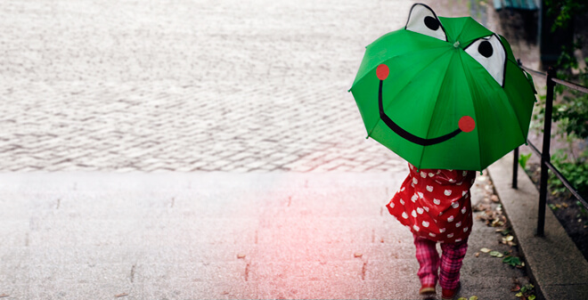 SV Wetter-Service - Kind mit Frosch-Regenschirm